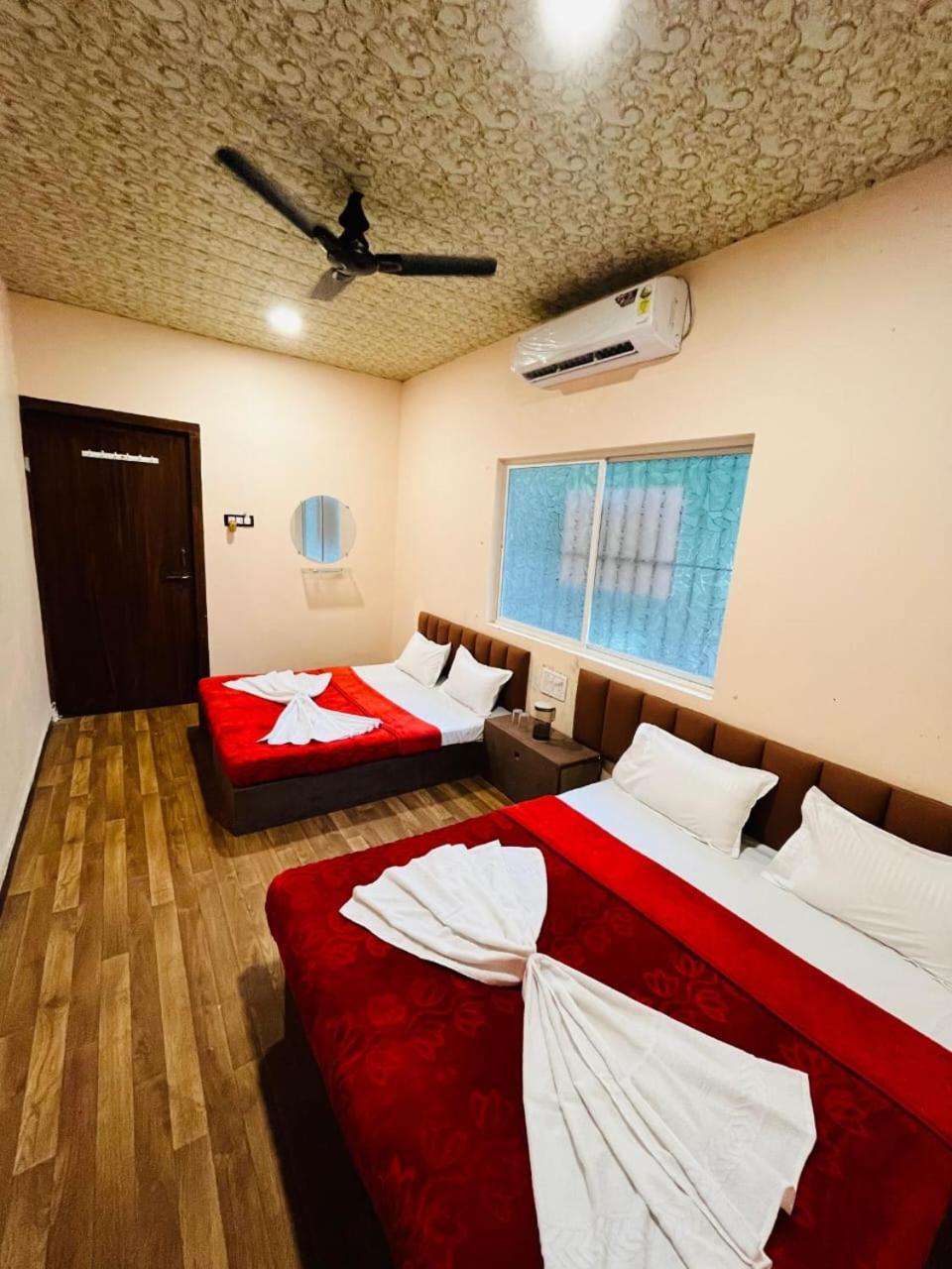 Hotel Maheshwari Green'S ウッジャイン エクステリア 写真