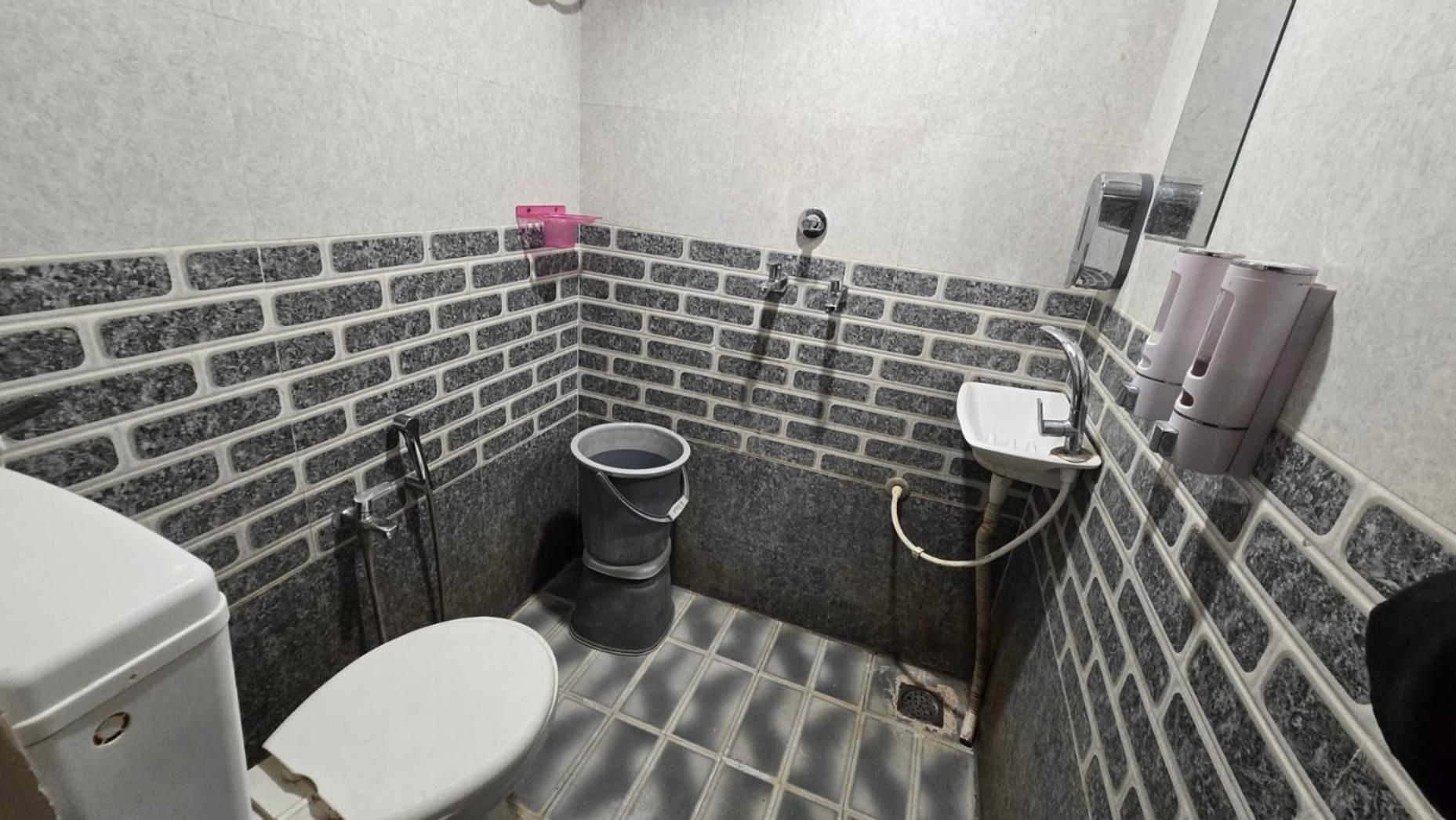 Hotel Maheshwari Green'S ウッジャイン エクステリア 写真